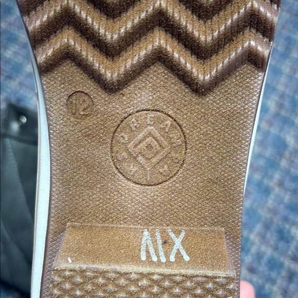 NWT 3M Thinsulate Brown and Gray Winter Boots size 12 - Picture 9 of 16